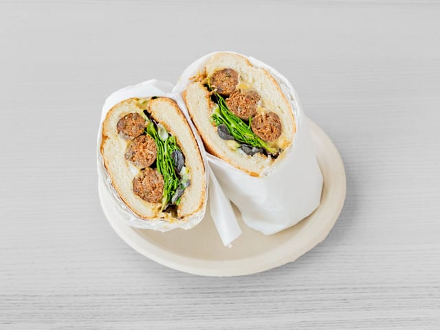 Casse-Croûte Merguez Sausage.